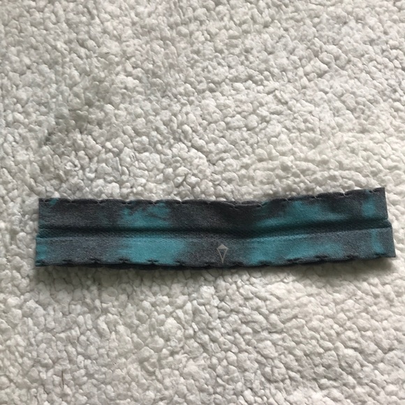 Ivivva Accessories - Ivivva tye dye headband